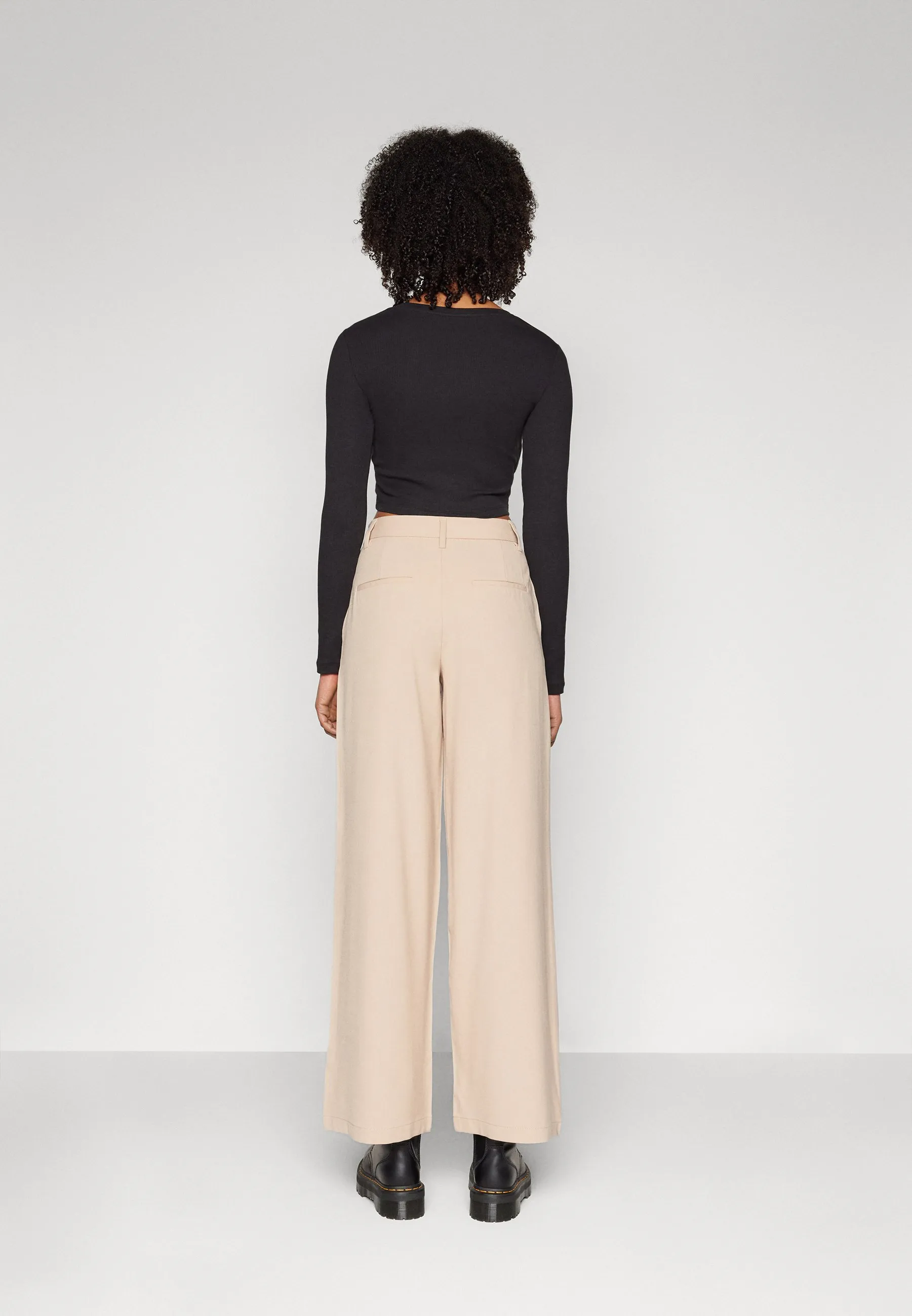 BASIC WIDE LEGS - Pantaloni
