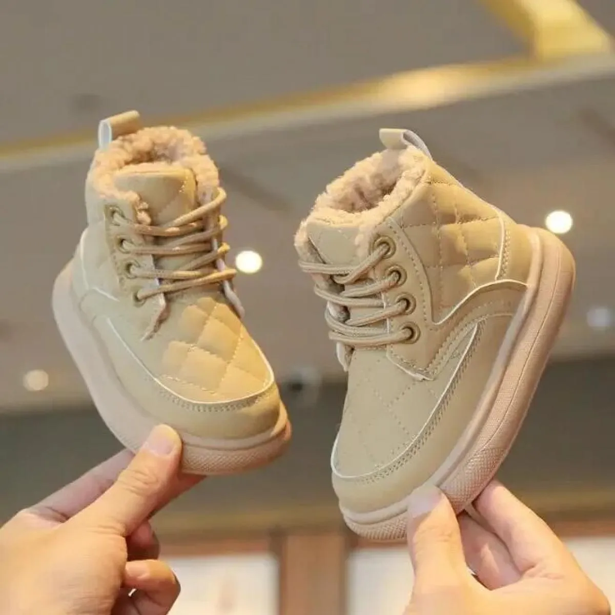Nuovi stivali da neve per bambini per ragazze dei ragazzi 2024 inverno caldo impermeabile scarpe di cotone per bambini sneakers