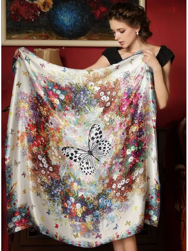 Stola in Seta Pregiata Elegante a Fantasia Floreale con Farfalle