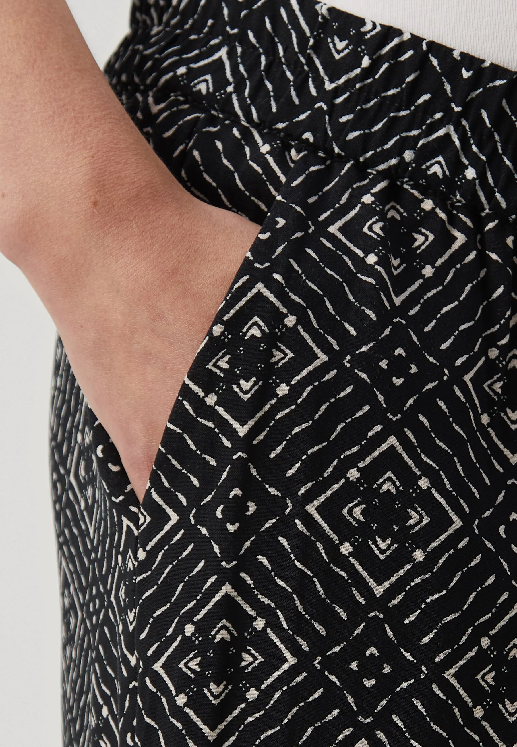 VMMEASY LOOSE PANTS  - Pantaloni